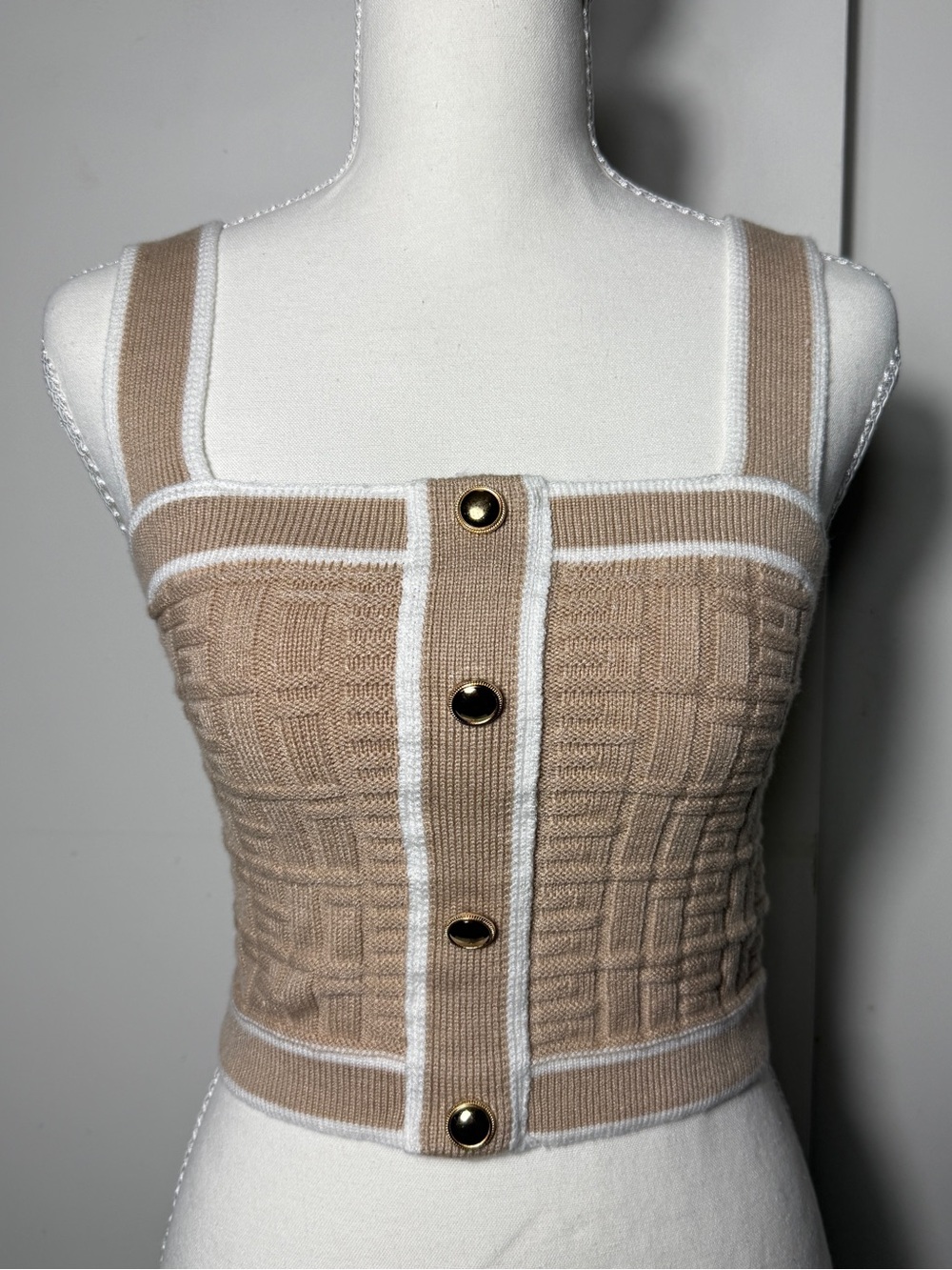 Women's Knit Crop Tank Top Small Beige White Contrast Trim Button Front Y2K Prep